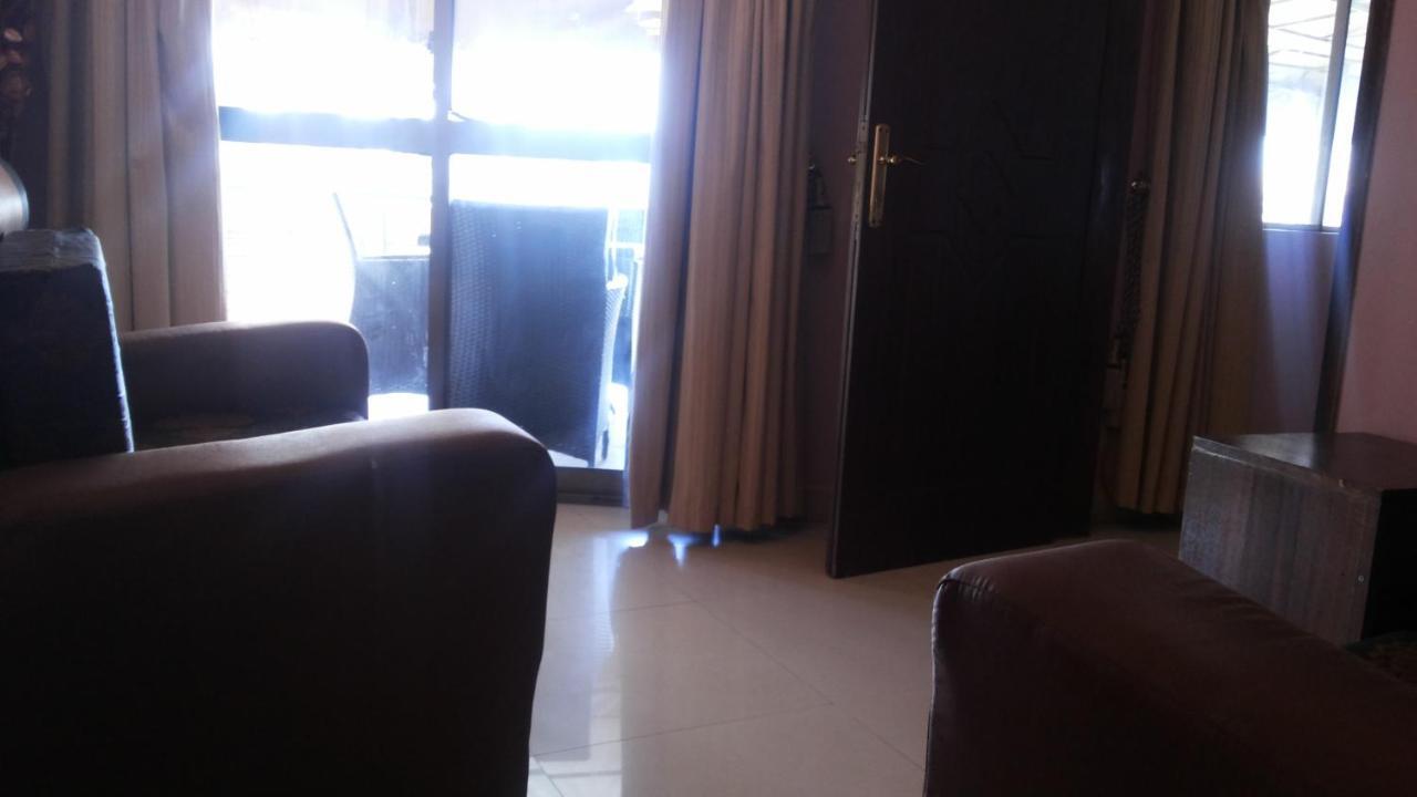 Palema Crown Hotel Gulu Extérieur photo
