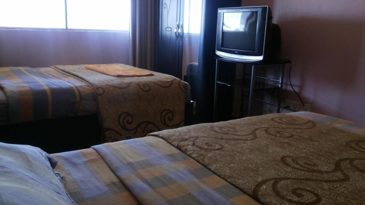 Palema Crown Hotel Gulu Extérieur photo