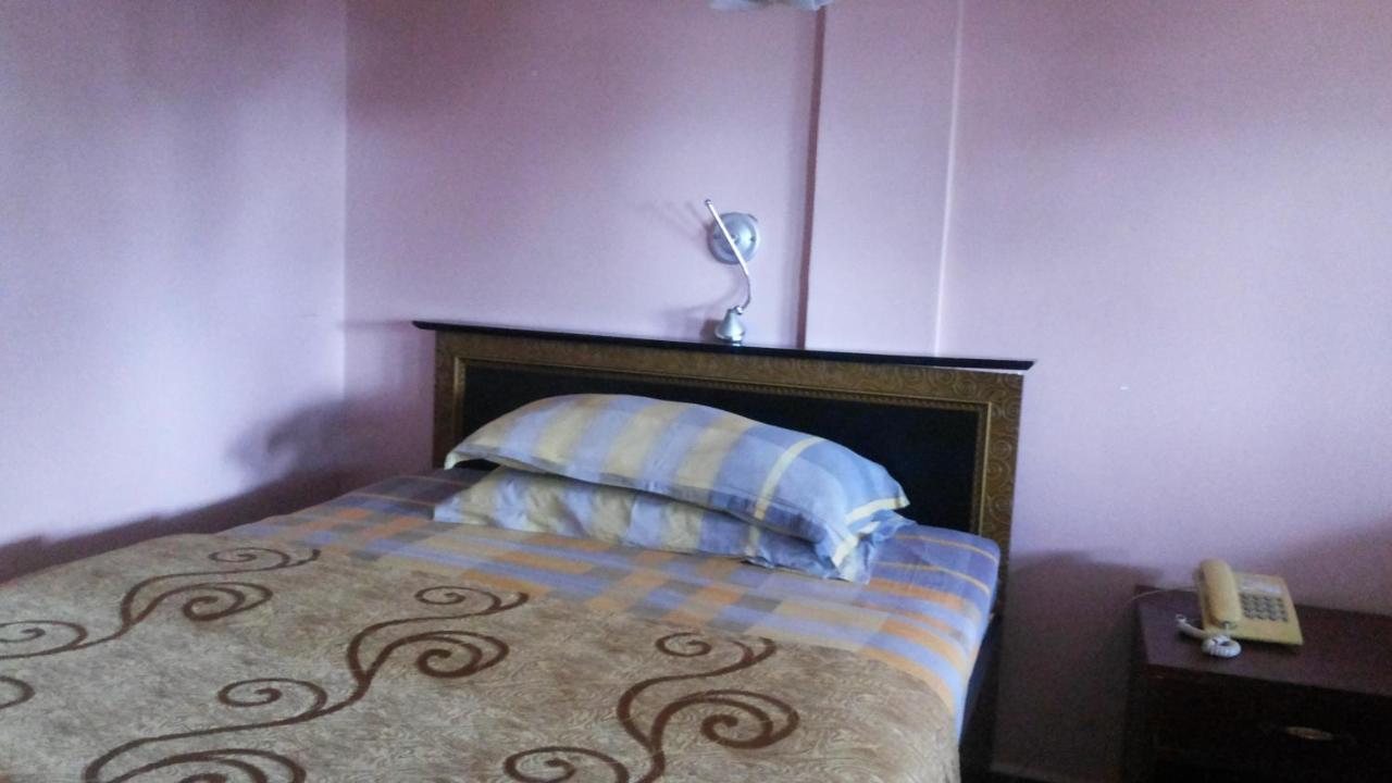 Palema Crown Hotel Gulu Extérieur photo