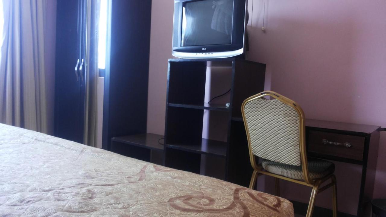 Palema Crown Hotel Gulu Extérieur photo