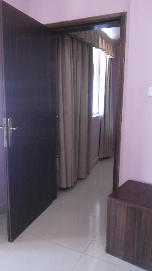 Palema Crown Hotel Gulu Extérieur photo