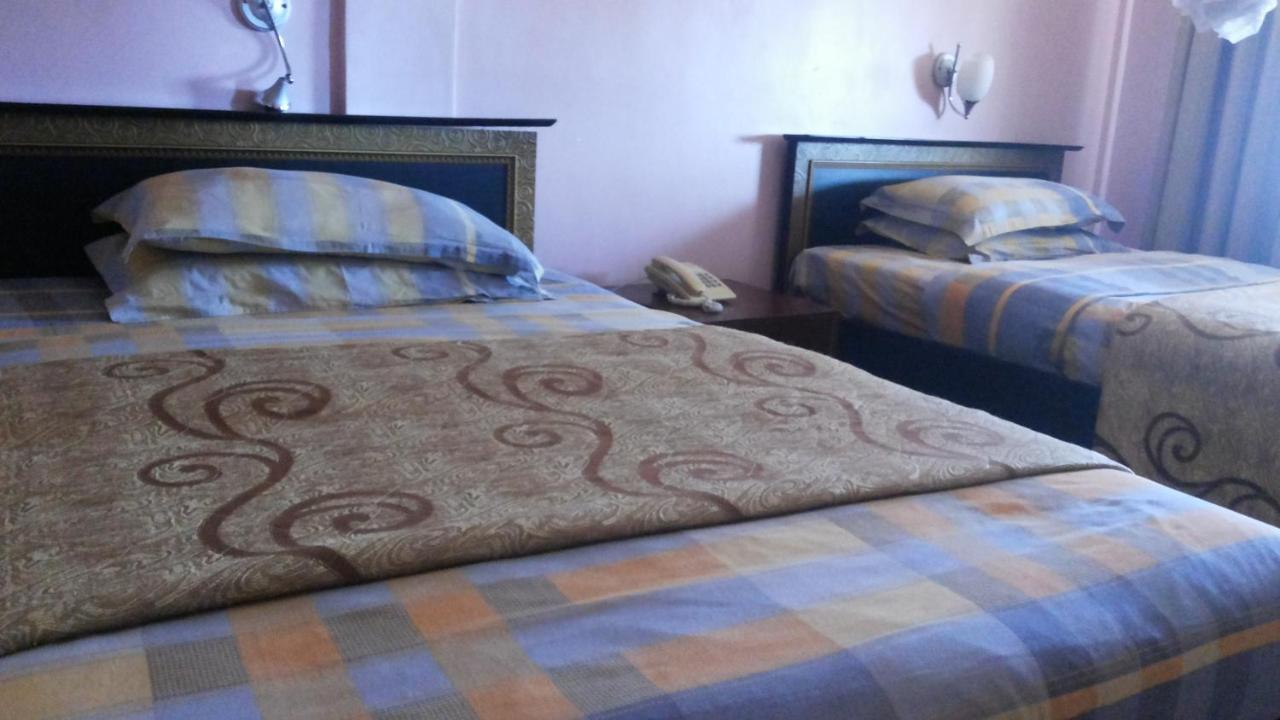 Palema Crown Hotel Gulu Extérieur photo